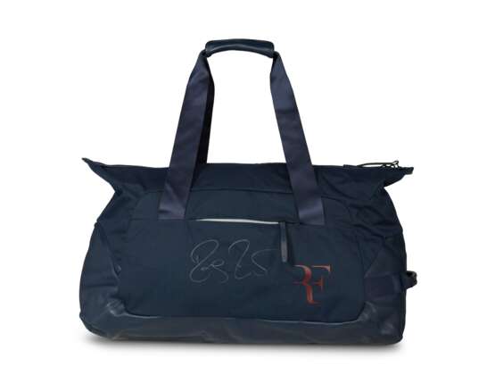 ROGER FEDERER'S TOURNAMENT BAG - photo 1