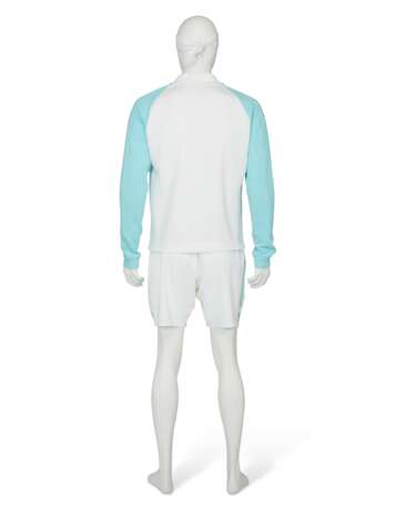 ROGER FEDERER'S TOURNAMENT OUTFIT - photo 6