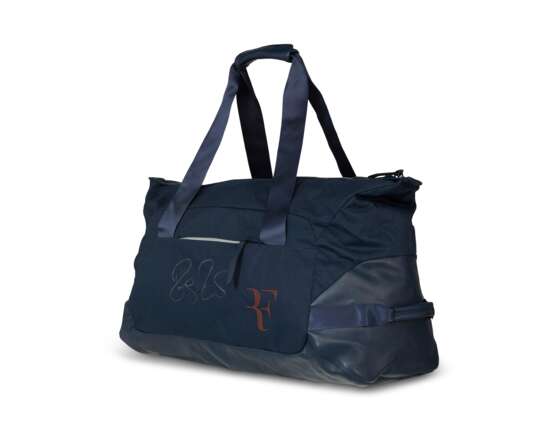 ROGER FEDERER'S TOURNAMENT BAG - photo 2