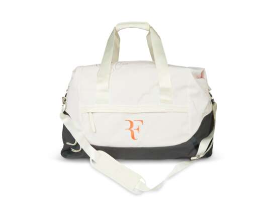 ROGER FEDERER'S TOURNAMENT BAG - photo 1