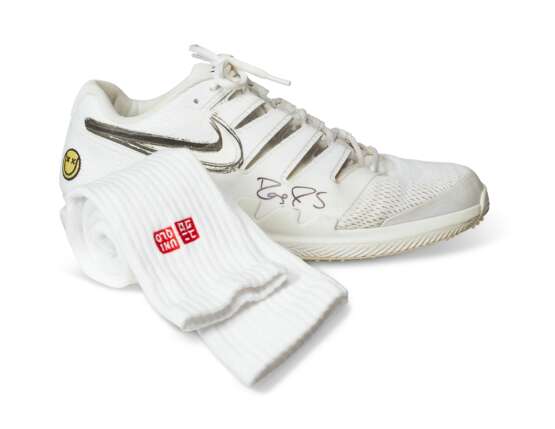 ROGER FEDERER'S TOURNAMENT SNEAKERS AND SOCKS - photo 1