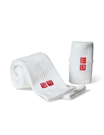 ROGER FEDERER'S TOURNAMENT WRISTBAND AND SOCKS - photo 1