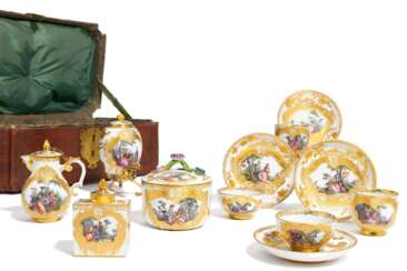 Meissen, travel services with Watteau scenes in leather box