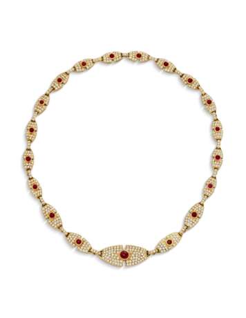 DIAMOND AND RUBY NECKLACE AND RING SET - Foto 6
