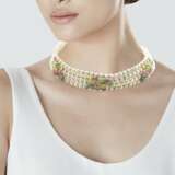 CULTURED PEARL, DIAMOND AND MULTI-GEM CHOKER AND EARRING SET - Foto 8