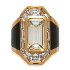 MARINA B 'PHARAON JASMINE' DIAMOND AND ENAMEL RING
