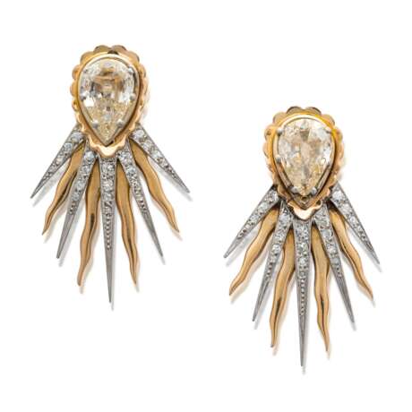 NO RESERVE - DIAMOND AND GOLD EARRINGS - фото 1