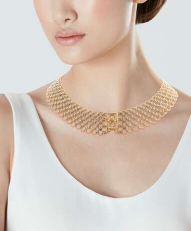 Bulgari. NO RESERVE - BULGARI GOLD CHOCKER - photo 4