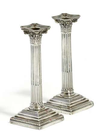 Sheffield, Paar säulenförmige Victoria Leuchter - Foto 1