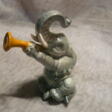 Elefant mit Horn Goebel - One click purchase