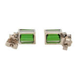 Ohrringe mit grünen Turmalinen und 6 Brillanten zusammen ca. 0,24 ct, - Foto 5