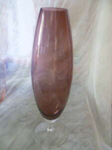 Wagenfeld tulip vase violet