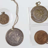 4 Münz-/ Medaillen Anhänger 1877/1902 - фото 1