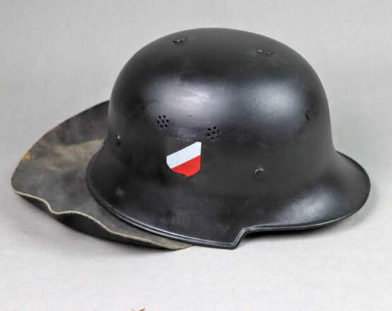 Stahlhelm - photo 1