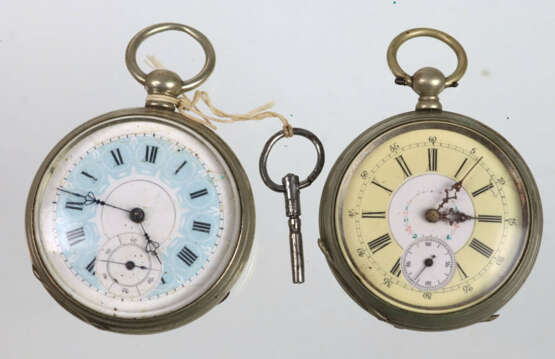 2 Schlüssel - Taschenuhren um 1880 - Foto 1