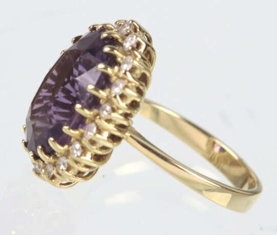 Amethyst Ring mit Brillanten - Gelbgold 585 - Foto 2