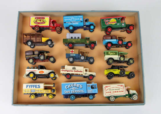 15 Matchbox Modellautos - photo 1