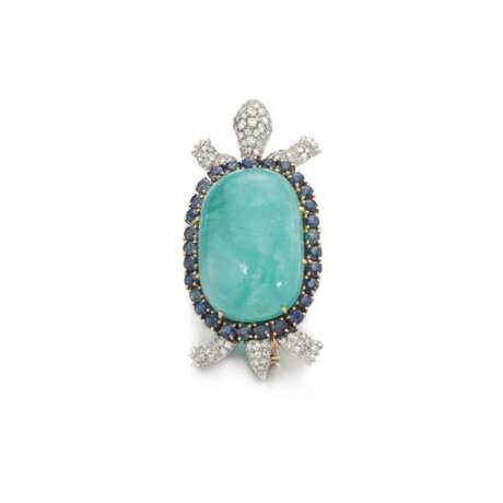 Emerald, sapphire and diamond brooch - фото 1