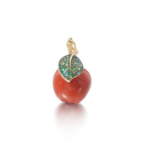 Coral, tsavorite and diamond pendant, Michele della Valle - photo 2