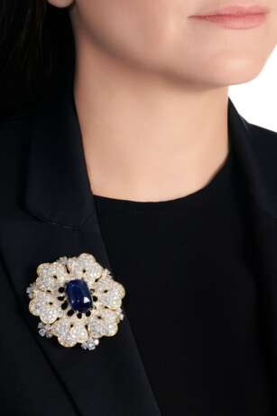 Sapphire and diamond brooch - photo 4