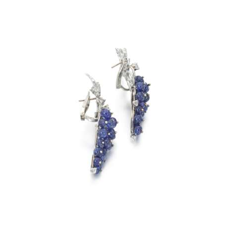 Pair of sapphire and diamond earrings, Boucheron - photo 2