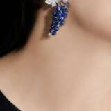 Pair of sapphire and diamond earrings, Boucheron - Foto 4