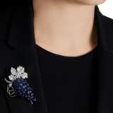 Sapphire and diamond brooch, Boucheron - Foto 4