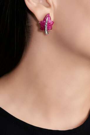 Pair of ruby and diamond ear clips - фото 4