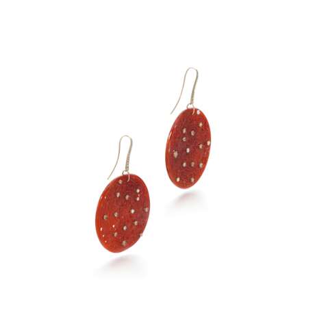 Pair of carnelian and diamond earrings, Michele della Valle - photo 2