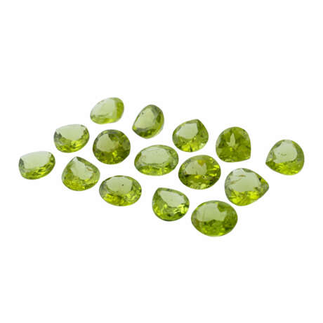 Konvolut 15 Peridote von ca, 40 ct - Foto 2