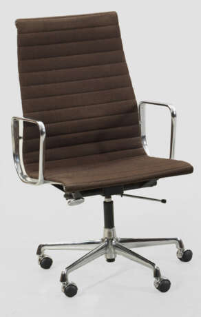 Schreibtischstuhl von Charles Eames - photo 1
