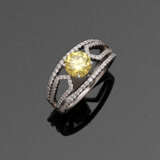 Hochfeiner Fancy-Vivid-Yellow-Brillantring - photo 1