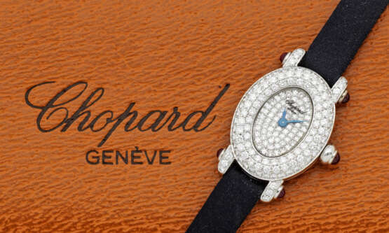 Elegante Damenarmbanduhr von Chopard mit Brillanten - photo 1