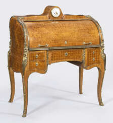 Signiertes Louis XV-Zylinderbüro von Henry Dasson