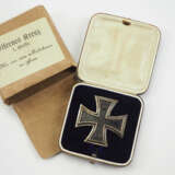 Preussen: Eisernes Kreuz, 1914, 1. Klasse, im Etui mit Überkarton - KO. - Foto 1