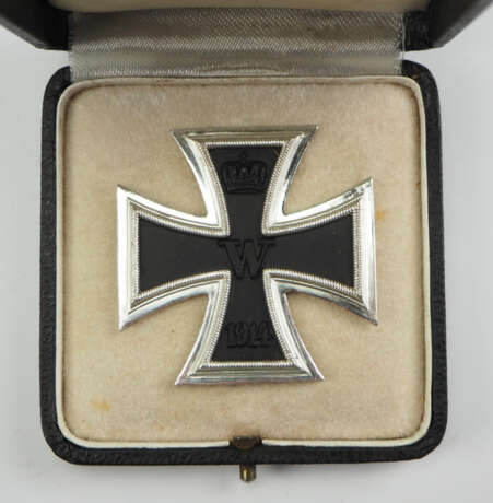 Preussen: Eisernes Kreuz, 1914, 1. Klasse, graviert, im Etui - L/11. - фото 2