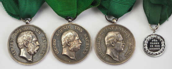Sachsen: Medaille für Treue in der Arbeit - Albert / Georg / Friedrich August. - фото 1