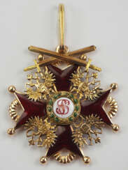 Russland: Kaiserlicher und Königlicher Orden vom heiligen Stanislaus, 2. Modell, 2. Typ (ca. 1841-1917), 2. Klasse Kreuz, mit Schwertern am Ring.