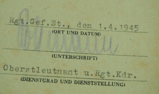 Kraftfahr-Bewährungsabzeichen, in Gold Besitzzeugnis für einen Feldwebel im Rgt.Stab/ Fallschirm Panzer Regiment "Hermann Göring". - Foto 2