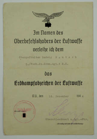 Erdkampfabzeichen der Luftwaffe Urkunde für einen Obergefreiten der 9./ Fallschirm Panzergrenadier Regiment 4 "Hermann Göring". - photo 1