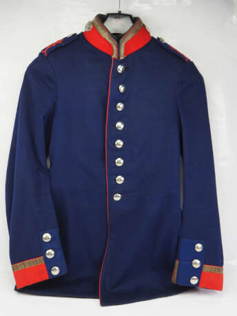 Hessen: Uniformrock für einen Unteroffizier im Infanterie-Leib-Regiment „Großherzogin“ (3. Großherzoglich Hessisches) Nr. 117. - photo 2
