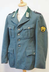 Polizei: Uniformjacke.