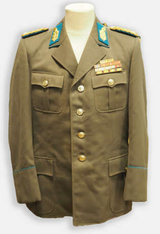 DDR: General der Luftstreitkräfte, Uniformjacke. - Foto 1