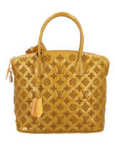 Sold at Auction: LOUIS VUITTON Henkeltasche PETIT SAC PLAT , Koll.: 2021,  NP.: 990,-€.