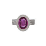Eleganter Ring mit pinkfarbenem Saphir - фото 2