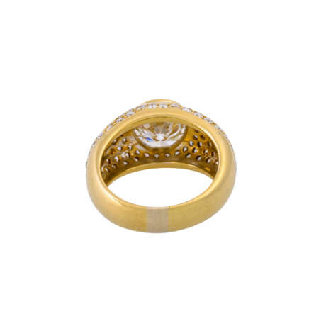 Ring mit zentralem Brillant von ca. 2,9 ct, - photo 4