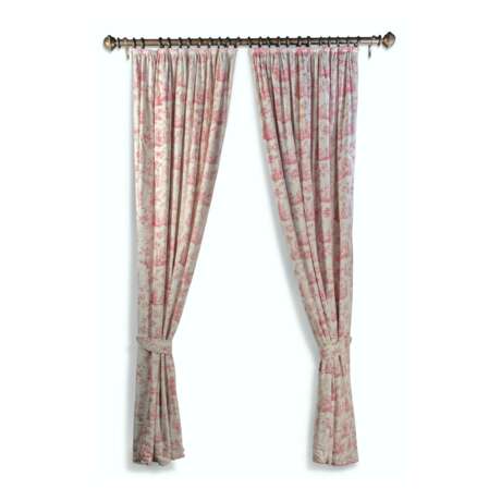 TWO PAIRS OF WHITE AND PINK TOILE DU JOUY CURTAINS - фото 2