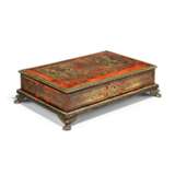 A VICTORIAN BRASS-INLAID TORTOISESHELL 'BOULLE MARQUETRY' AND ROSEWOOD BOX - photo 1