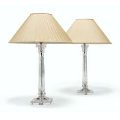 A PAIR OF MOULDED-GLASS CORINTHIAN COLUMN TABLE LAMPS