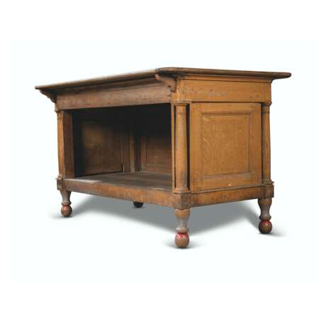 A VICTORIAN PINE, GRAINED AND OAK PREPARATION TABLE - photo 1